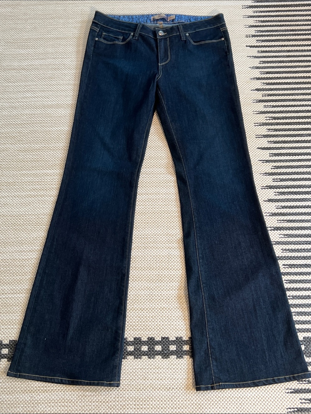 PAIGE Skyline Bootcut Jeans